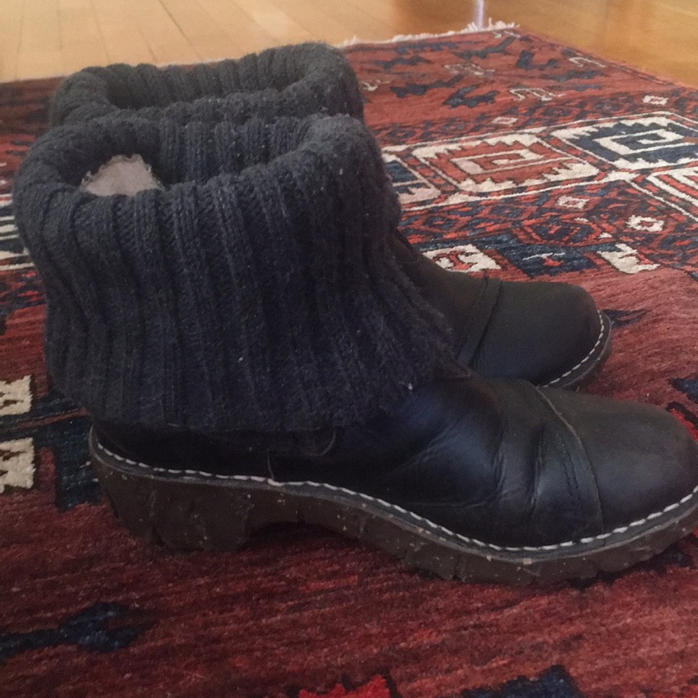El Naturalista fold over boots sz 36
